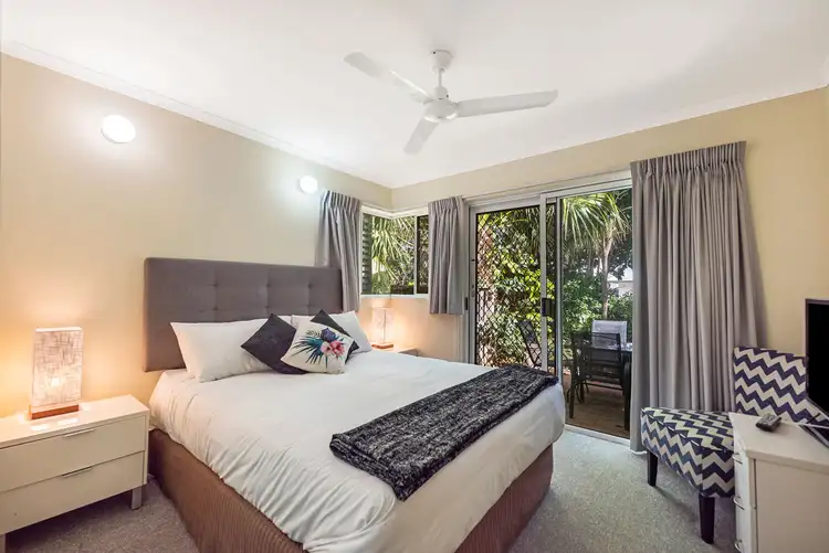 Sixth view of Homely unit listing, 6/16 Crescent Avenue, Mermaid Beach QLD 4218