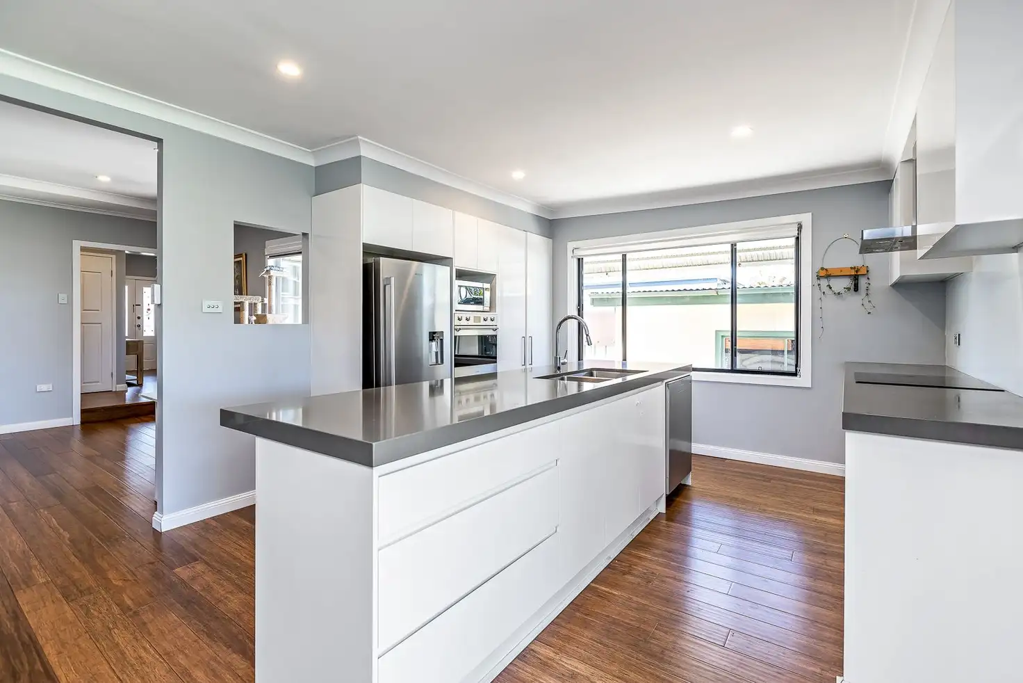 Main view of Homely house listing, 10 York Crescent, Belmont North NSW 2280