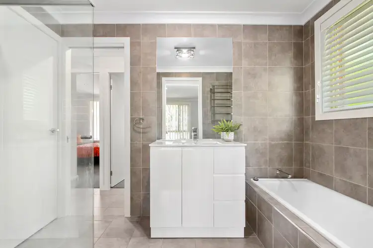 Fifth view of Homely house listing, 162 Hillvue Road, Tamworth NSW 2340
