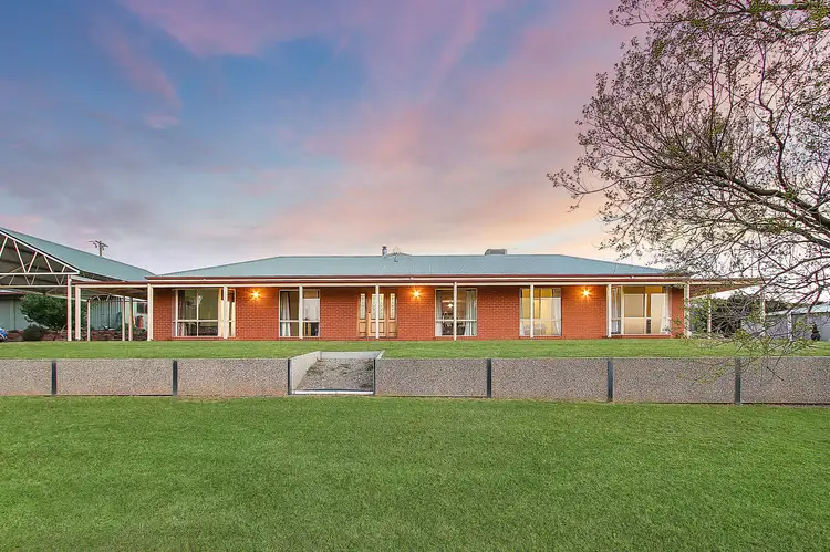 2 Tanners Road, Indigo Valley VIC 3688