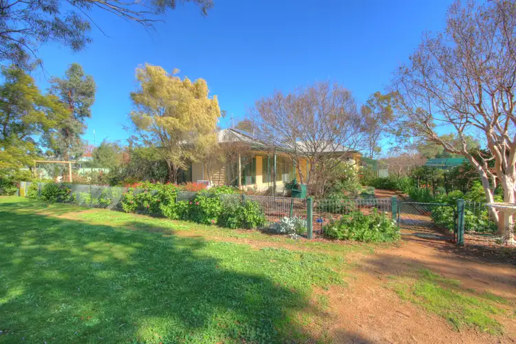 64 Kerford Street, Rochester VIC 3561