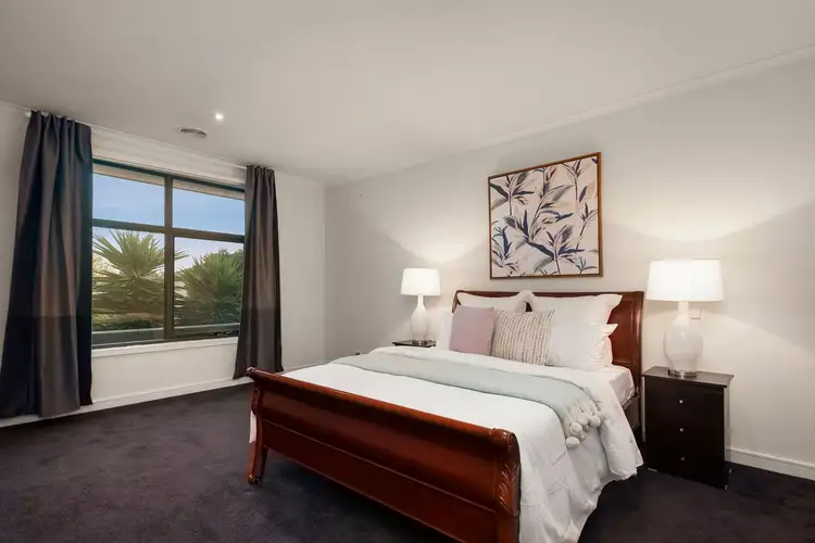 Sixth view of Homely house listing, 8 Blanford Court, Mulgrave VIC 3170