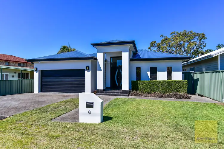 6 Kingsley Avenue, Woy Woy NSW 2256