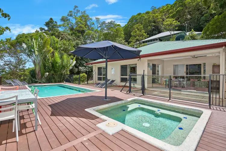 70 Fairley Street, Redlynch QLD 4870