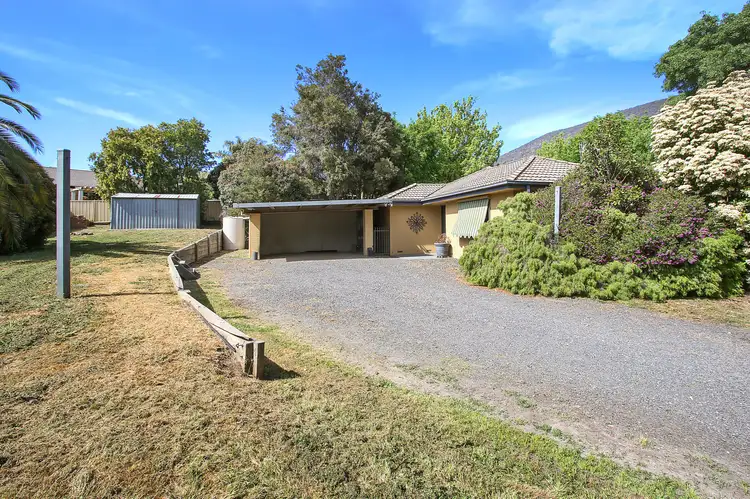4 Kiewa East Road, Kiewa VIC 3691