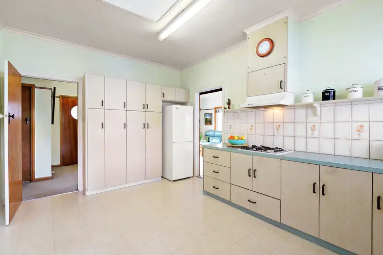 Fourth view of Homely house listing, 16 Beauford Street, Huntingdale VIC 3166