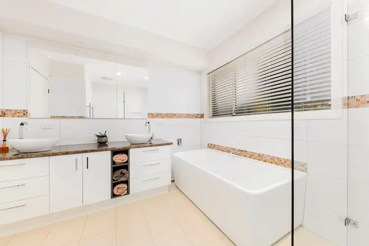 Sixth view of Homely house listing, 2 Devira Court, Rowville VIC 3178