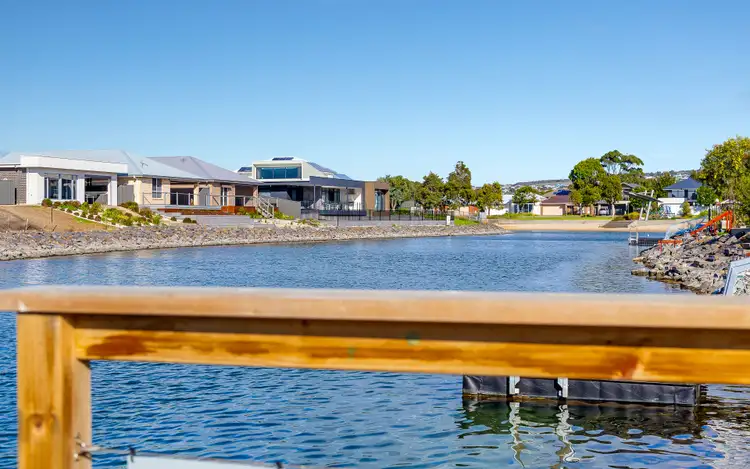Fifth view of Homely house listing, 10 Malen Avenue, Victor Harbor SA 5211