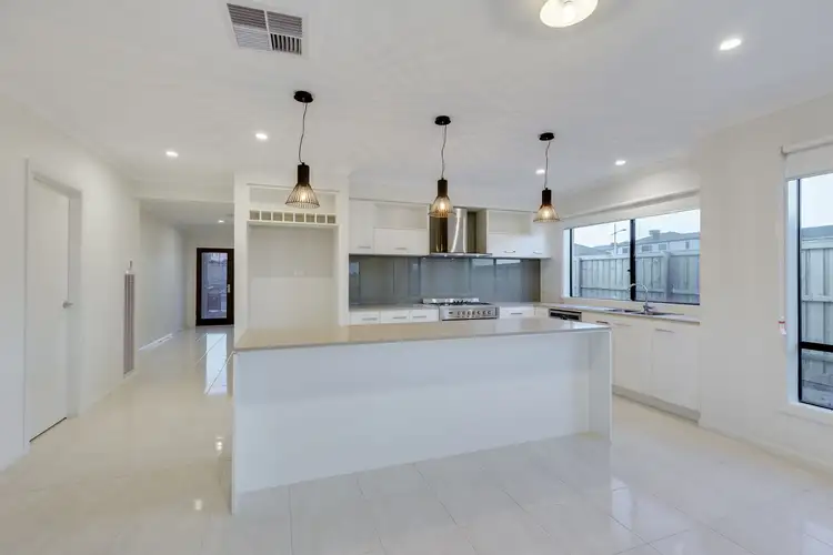 Fifth view of Homely house listing, 4 Budawang Way, Wollert VIC 3750