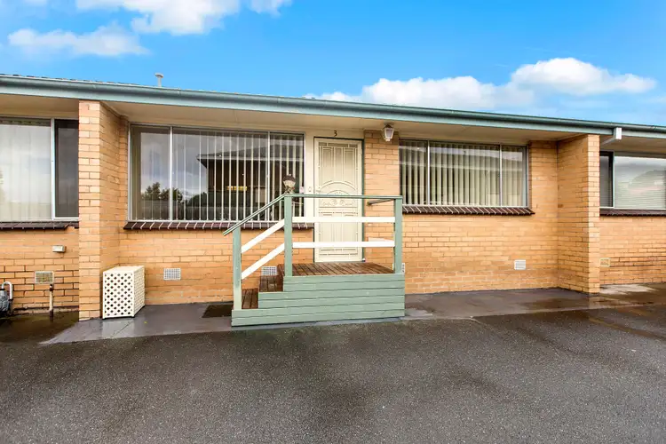 Main view of Homely unit listing, 3/9 Petrie Street, Frankston VIC 3199
