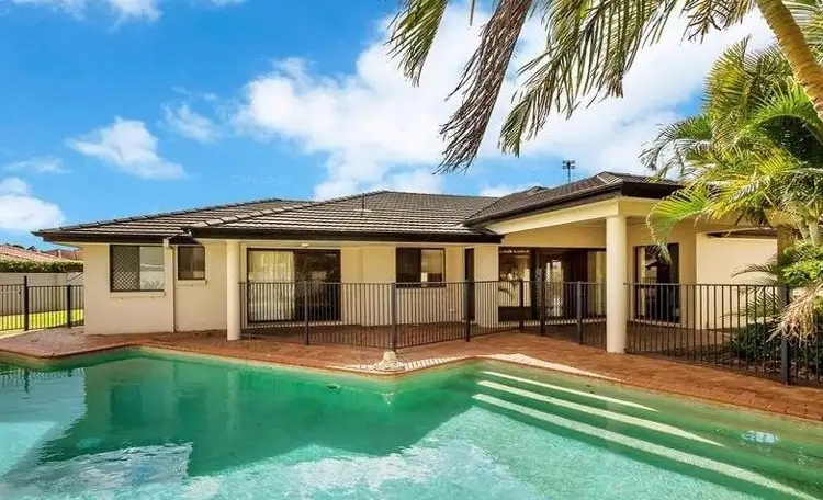 19 Moonraker Street, Clear Island Waters QLD 4226