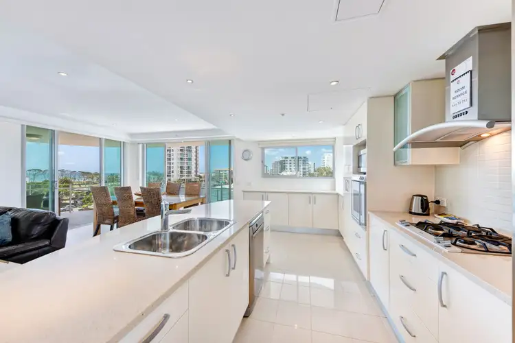16/64 Sixth Avenue, Maroochydore QLD 4558