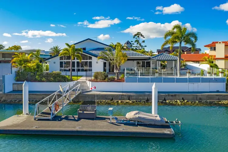 10 Downwind Court, Birkdale QLD 4159
