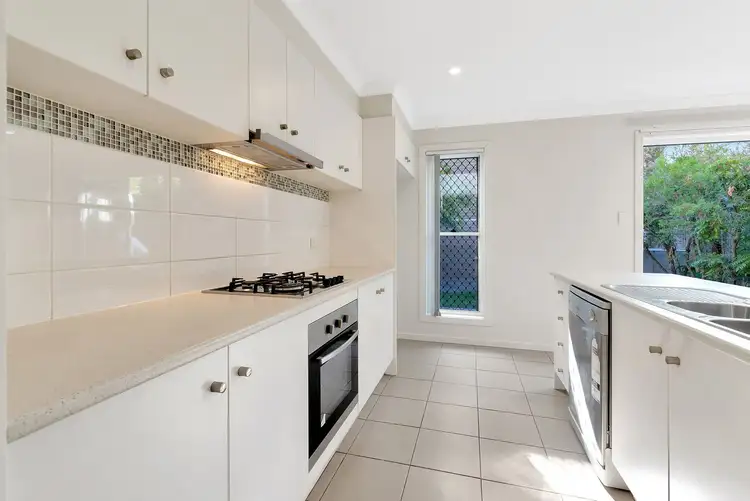 2/36 Beaumont Drive, Pimpama QLD 4209