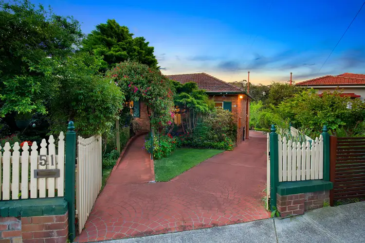 51 Kameruka Road, Northbridge NSW 2063