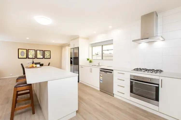 Fifth view of Homely house listing, 819 Irymple Avenue, Irymple VIC 3498