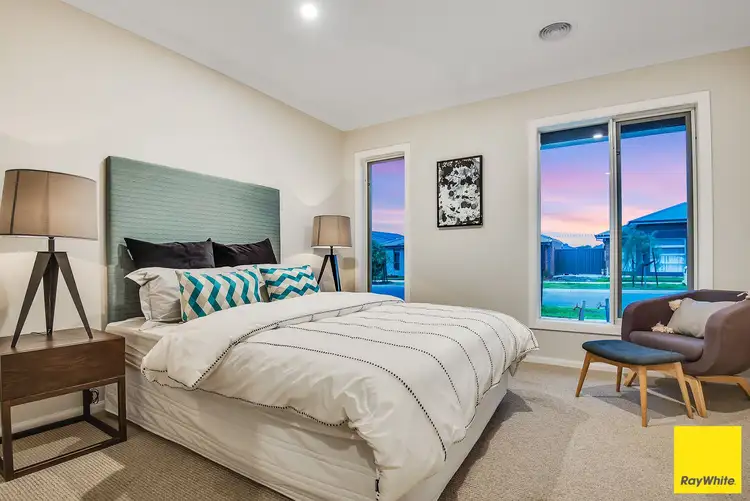 Second view of Homely house listing, 18 Highpark Circuit, Craigieburn VIC 3064