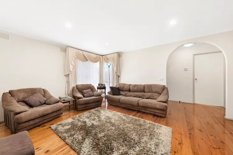 Fifth view of Homely house listing, 61 Mildura Crescent, Endeavour Hills VIC 3802