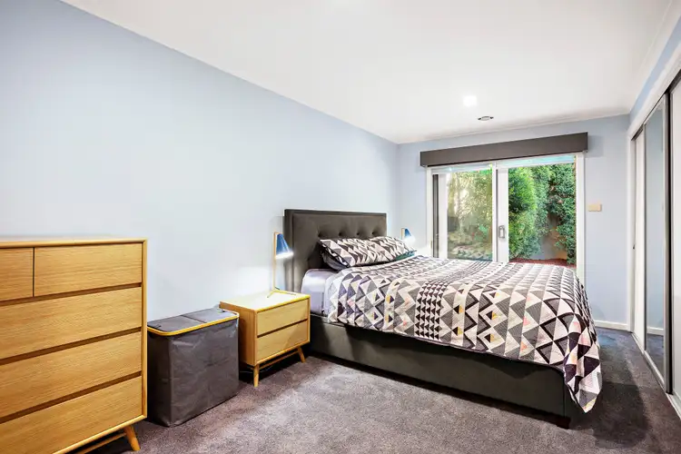 Sixth view of Homely house listing, 5 Lilydale Court, Thomastown VIC 3074