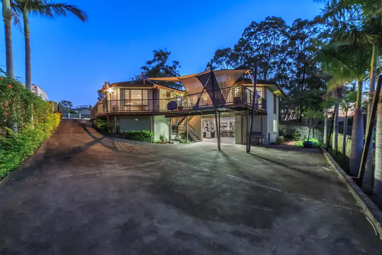 12 Greenlands Drive, Varsity Lakes QLD 4227