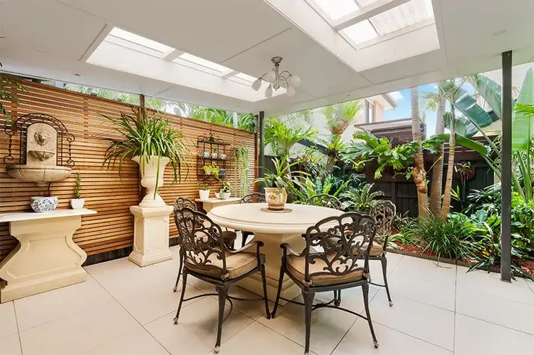 Main view of Homely apartment listing, 2/15 Wilton Terrace, Yeronga QLD 4104