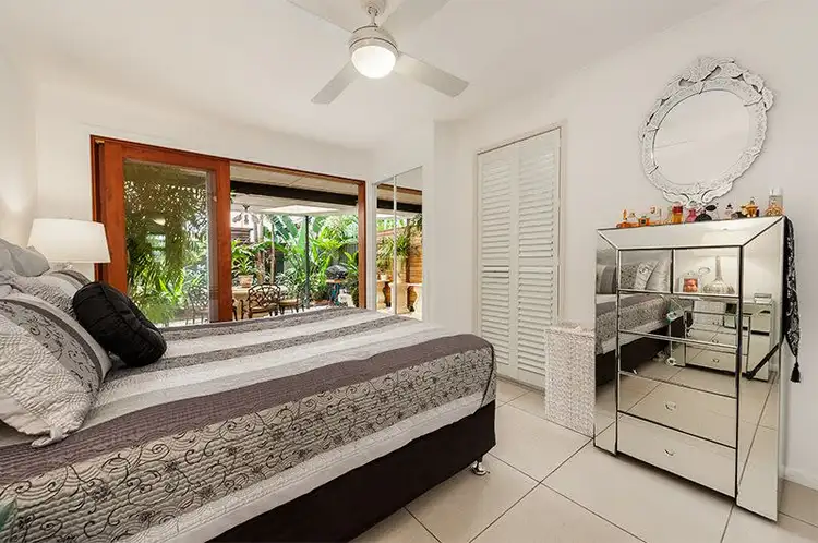 Fifth view of Homely apartment listing, 2/15 Wilton Terrace, Yeronga QLD 4104