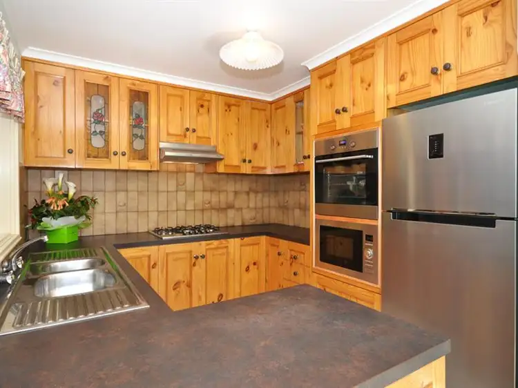 21 Trelawney Crescent, Huntfield Heights SA 5163