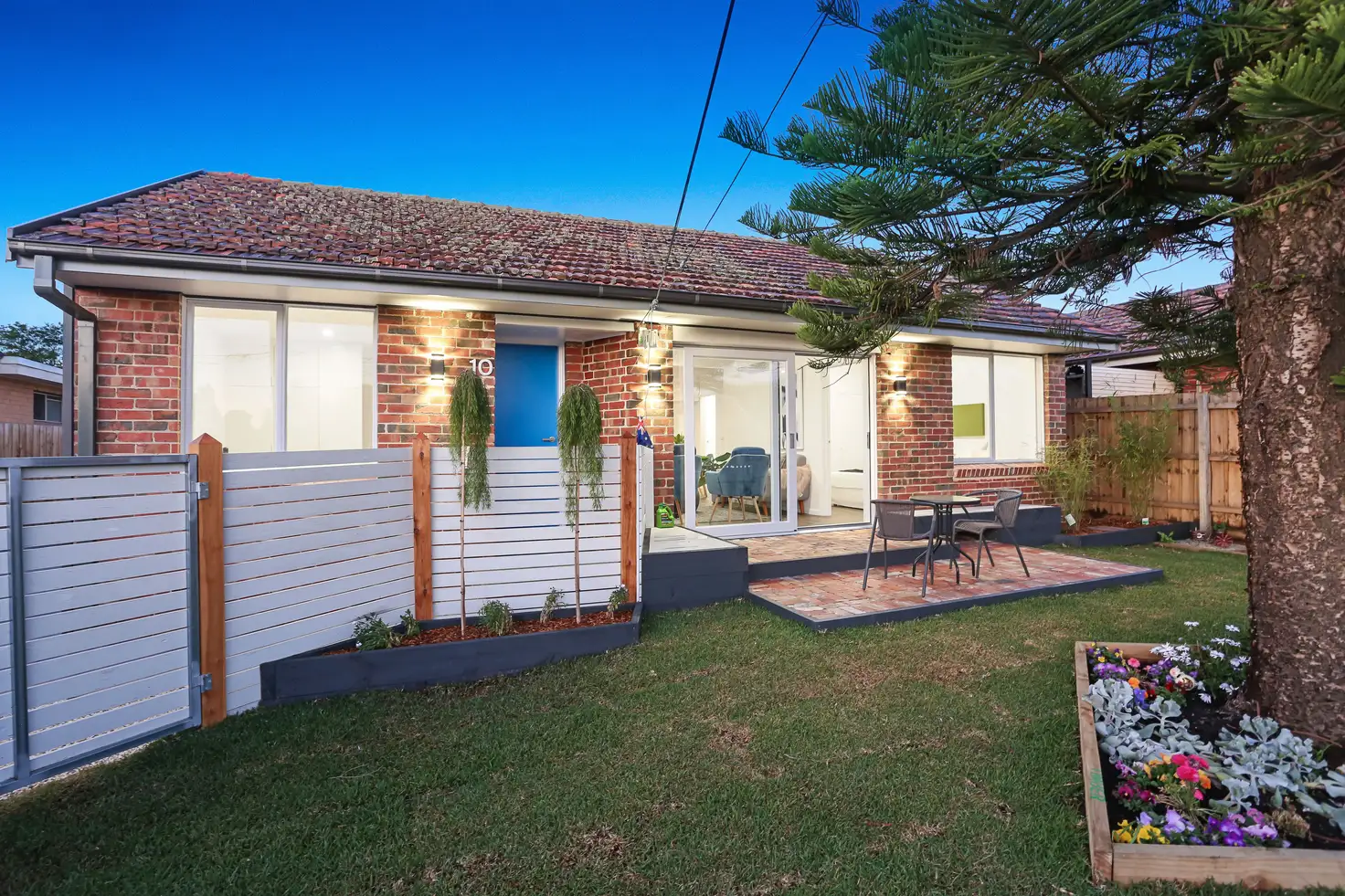 Main view of Homely unit listing, 10 Kinnaird Street, Jacana VIC 3047