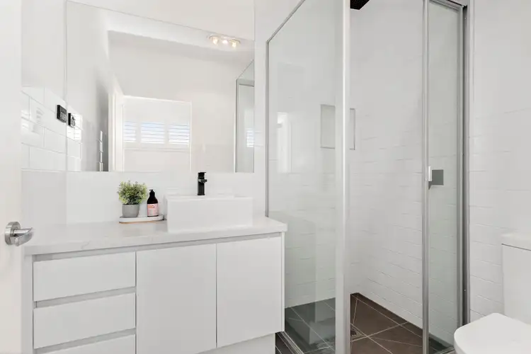 Sixth view of Homely house listing, 1B Cherry Court, Lalor VIC 3075