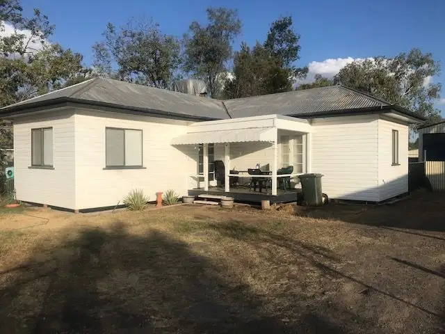 26 May Street, Roma QLD 4455