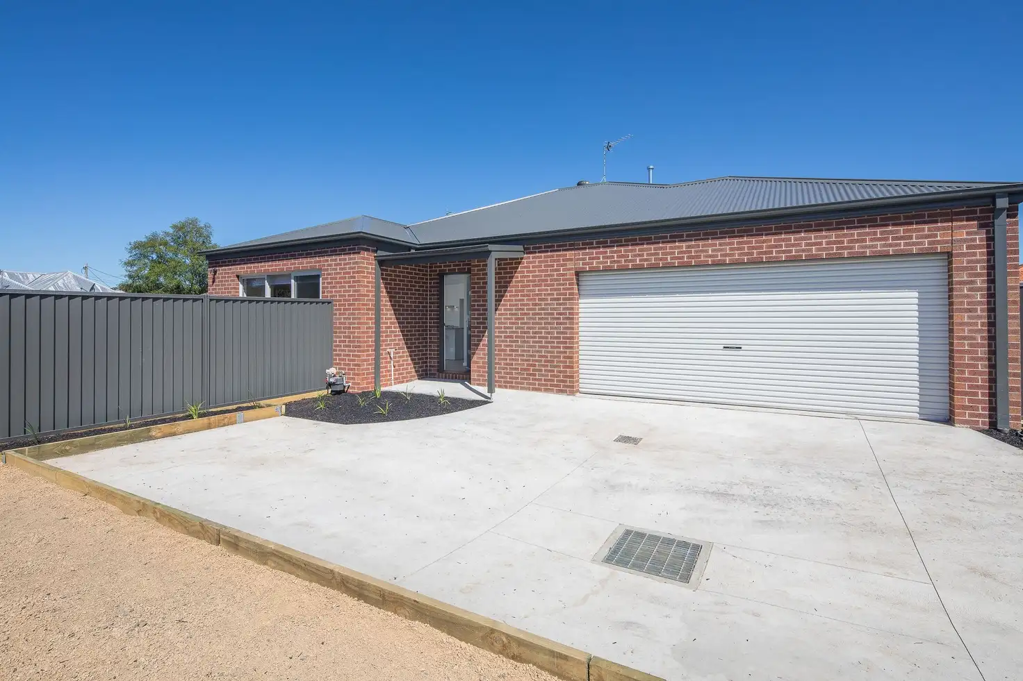 Main view of Homely unit listing, 5/8 Thompson Street, Brown Hill VIC 3350
