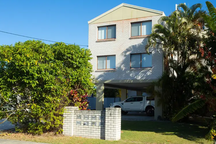 6/4 Baker Avenue, Labrador QLD 4215