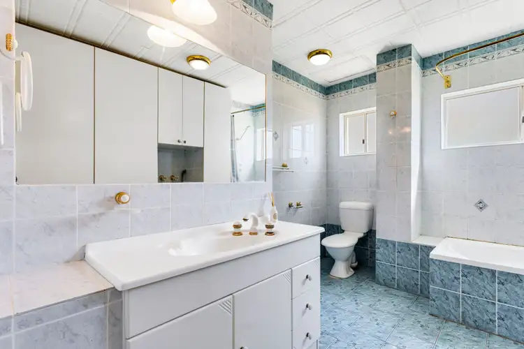 Sixth view of Homely apartment listing, 7/266 Marine Parade, Labrador QLD 4215