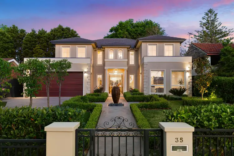 35 Carbeen Avenue, St Ives NSW 2075