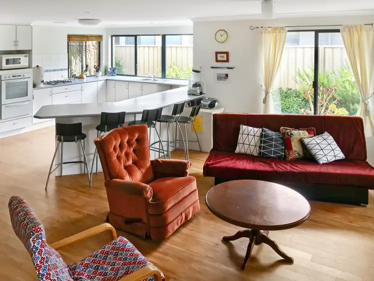 14b Ethereal Drive, Mckail WA 6330