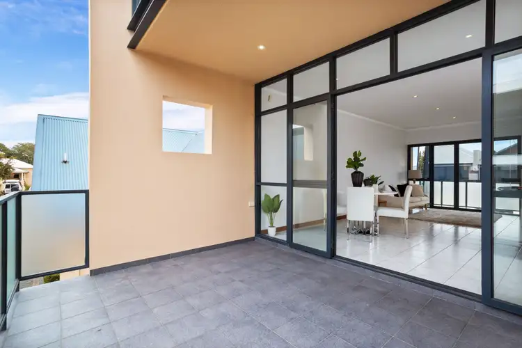 2/190 Loftus Street, North Perth WA 6006