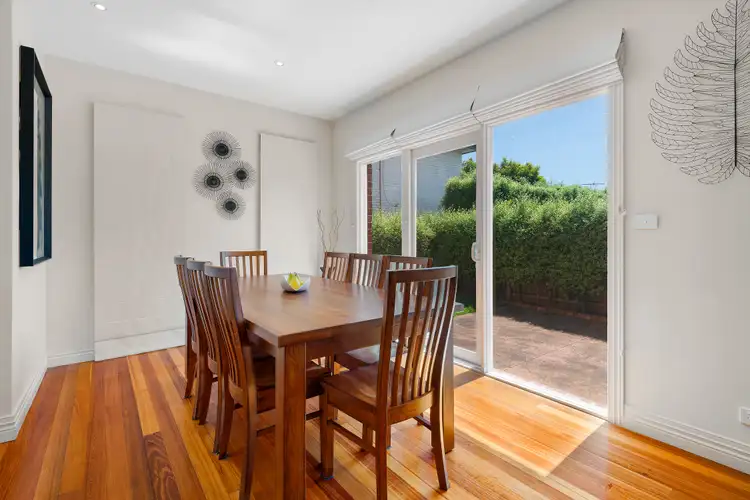 Fifth view of Homely townhouse listing, 2/107 Willesden Road, Hughesdale VIC 3166