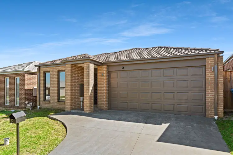 Main view of Homely house listing, 8 Mayflower Drive, Cranbourne West VIC 3977