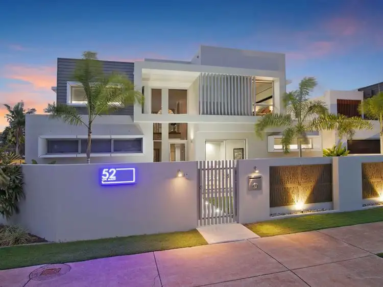 52 Main Road, Wellington Point QLD 4160