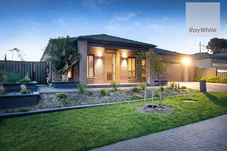 Second view of Homely house listing, 3 Canopy Way, Craigieburn VIC 3064