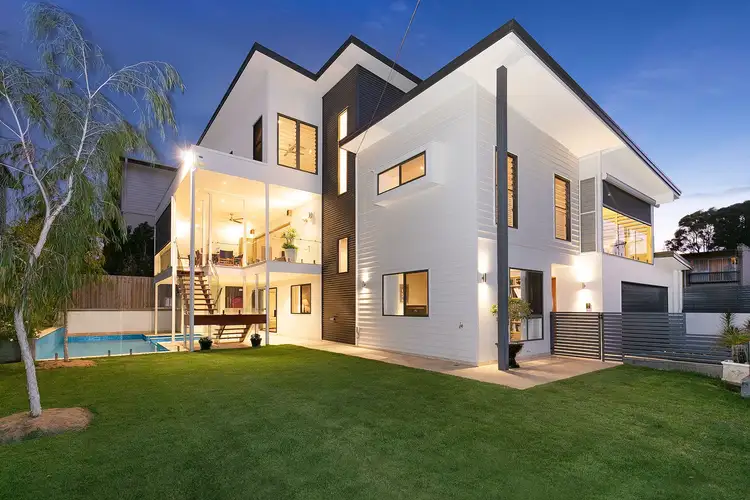 32 Bute Street, Sherwood QLD 4075