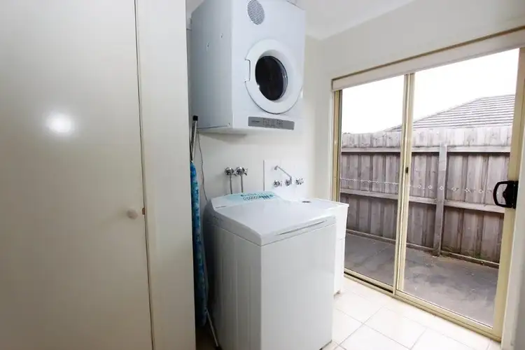 Fifth view of Homely house listing, 8 Rice Court, Highton VIC 3216