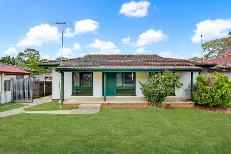 8 Falkiner Way, Airds NSW 2560