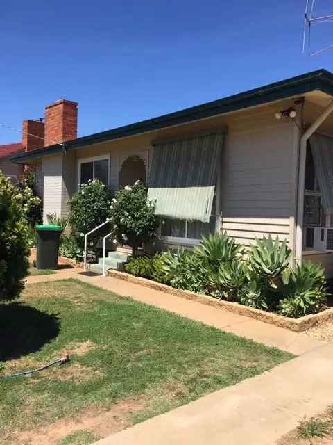 4 Christie Avenue, Cobram VIC 3644