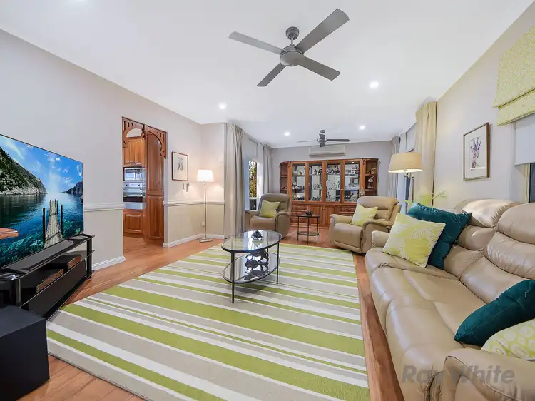 Fifth view of Homely house listing, 4 Edgewater Court, Murrumba Downs QLD 4503