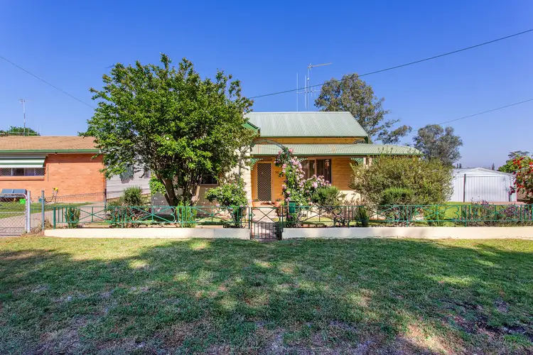 50 Brisbane Avenue, Cowra NSW 2794