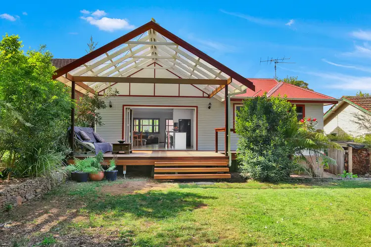 5 Irvine Avenue, Blackheath NSW 2785