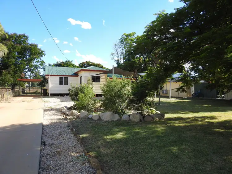 13 Sunbird Street, Longreach QLD 4730