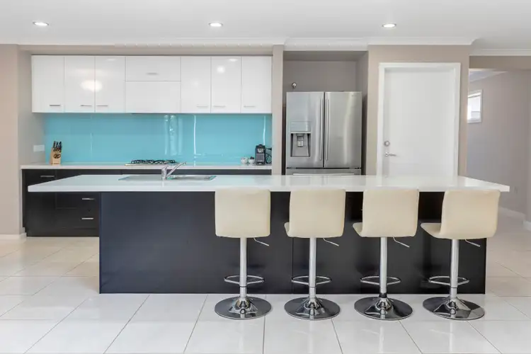 Fourth view of Homely house listing, 10 Paterson Street, Rosebud VIC 3939