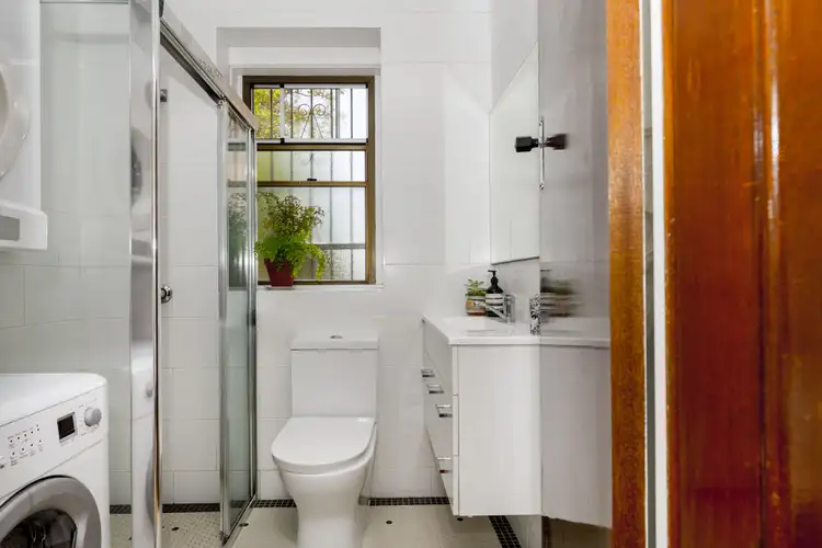 Sixth view of Homely apartment listing, 6/4 Macleay Street, Potts Point NSW 2011